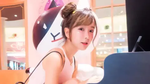 飞机坠毁