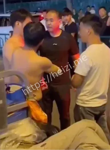 母亲出轨