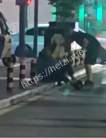 公职人员