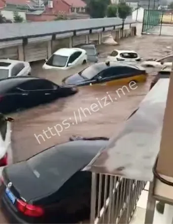 暴雨