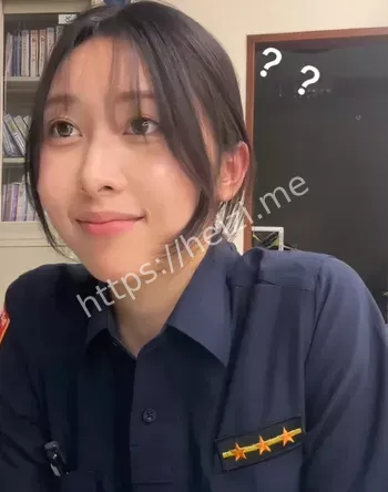 网红女警