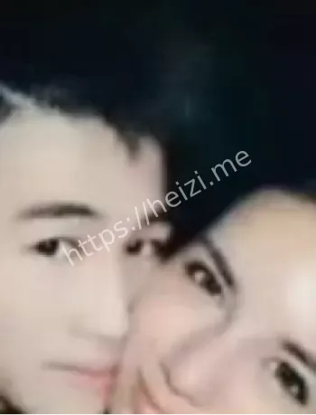 何猷君