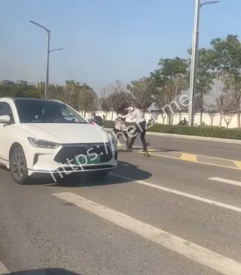 女司机