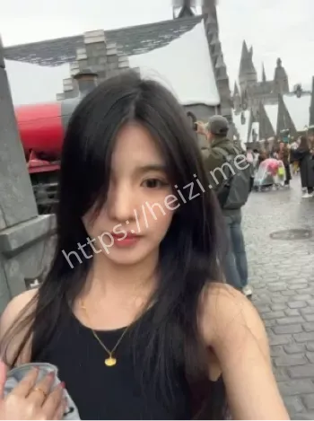 李沁