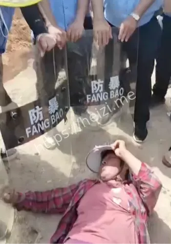 口罩治安人员