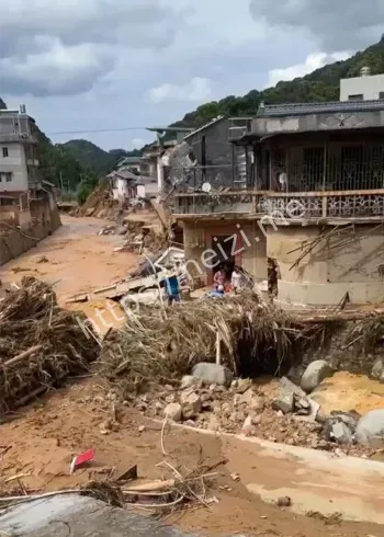 洪灾影响