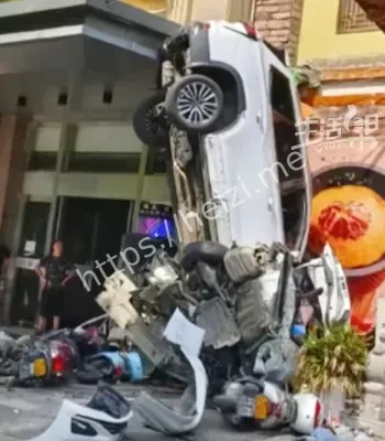 英山汽车失控