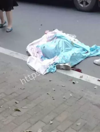 街头砍人案