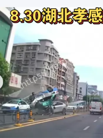 侧翻事故
