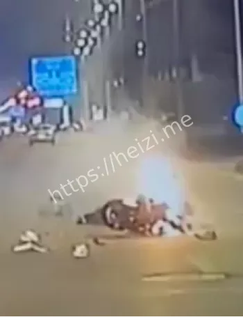 骑手当场殒命