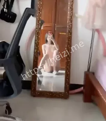 百万网红定制裸舞