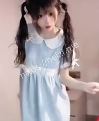 快手主播裙子掀起截图