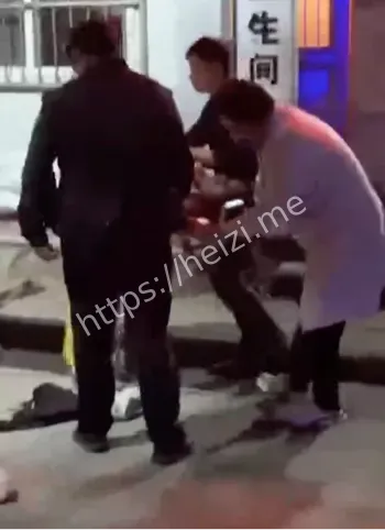 目击者聊天记录皮带抽打