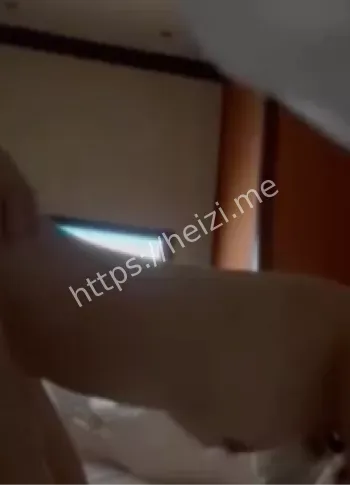 女网红骚扰家属区冰箱藏尸