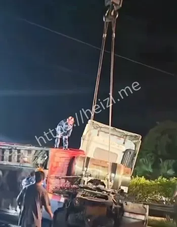 渣土车压扁小轿车3死