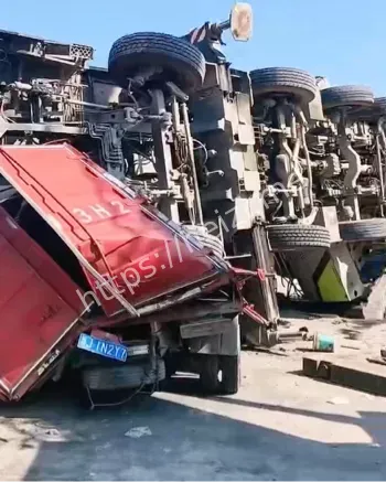 路面塌陷