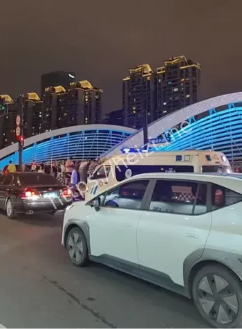 跳苏州河