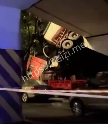 现空中飞车