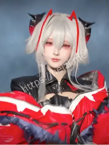 魔鬼身材萌化粉丝视频