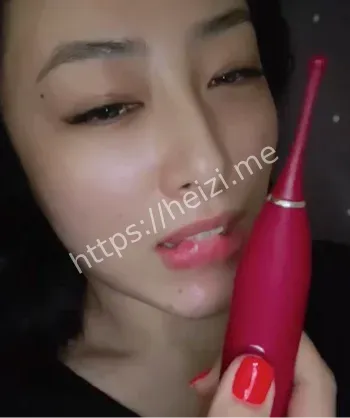 良家妇女日常自慰撩骚视频