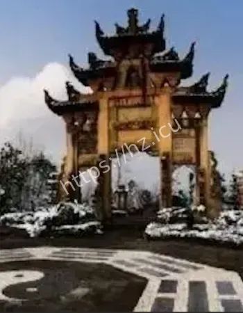 乱葬岗女鬼附身