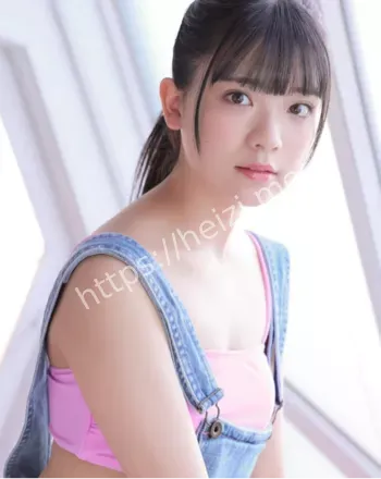 反差纯欲日系少女