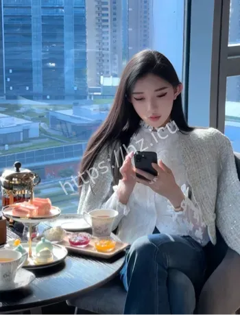 夏琳九头身御姐