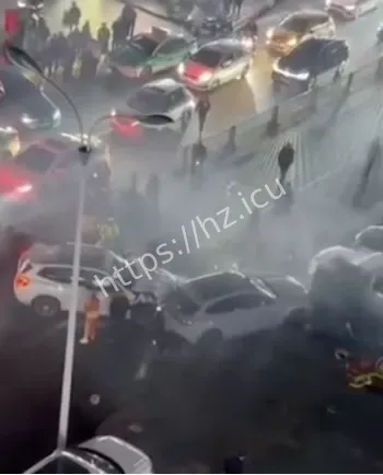 四川乐山交通事故