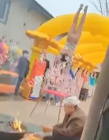 表演舞蹈与杂技