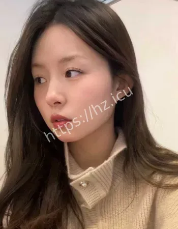 从乖乖女堕落到福利姬