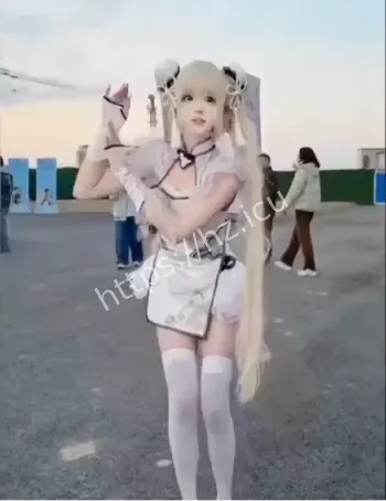 失眠熊JK穿搭刷屏热度