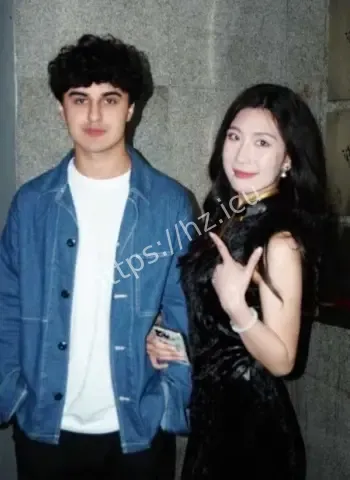 巴基斯坦男友翘臀亲密