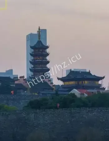 被诅咒缠身