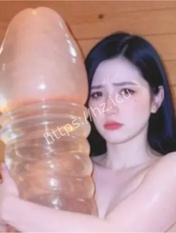 王若瑾巨乳御姐反差