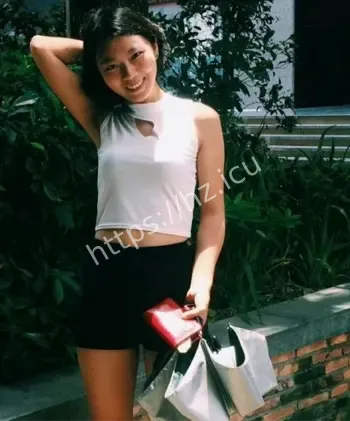 赵倩形象反差