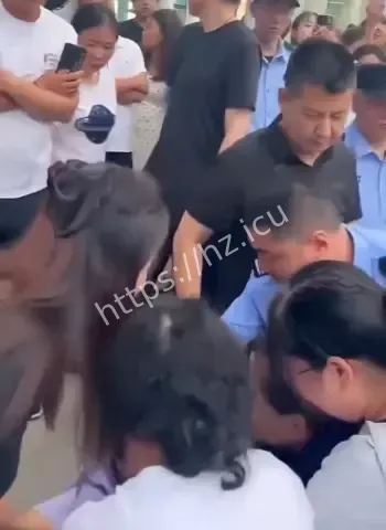 商场霸王条款引惨案