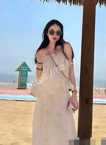 清纯高冷女神